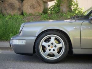 Image 7/42 of Porsche 911 Carrera 2 (1900)