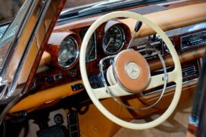 Image 26/78 of Mercedes-Benz 600 (1965)