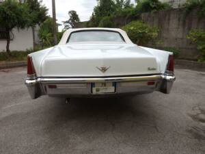 Immagine 10/50 di Cadillac DeVille Convertible (1969)