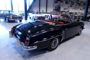 Image 14/43 of Mercedes-Benz 190 SL (1962)