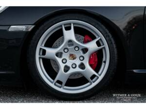 Bild 22/27 von Porsche 911 Carrera S (2006)