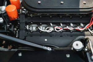 Image 16/30 of Ferrari 365 GTB&#x2F;4 Daytona (1973)
