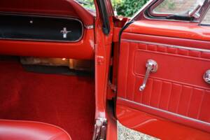 Immagine 43/50 di Ford Mustang 289 (1965)