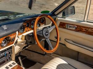 Image 34/57 de Aston Martin V8 Vantage Volante (1989)