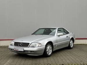 Bild 1/37 von Mercedes-Benz SL 500 (1996)