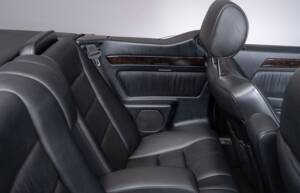 Image 22/28 of Mercedes-Benz E 320 &quot;Final Edition&quot; (1997)
