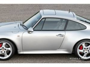 Bild 5/29 von Porsche 911 Carrera 4S (1998)