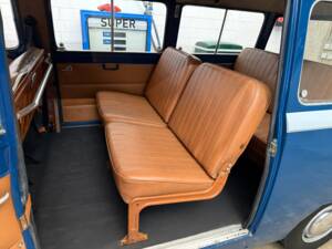 Image 19/23 of FIAT 850 Familiare (1966)