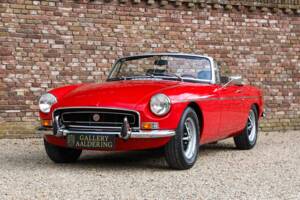 Image 1/50 of MG MGB (1971)