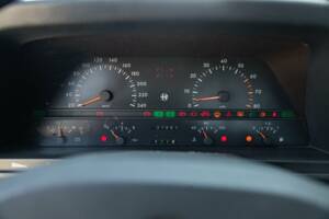 Image 45/50 of Alfa Romeo 75 2.0 Twin Spark (1990)