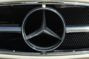 Afbeelding 27/50 van Mercedes-Benz 190 SL (1959)