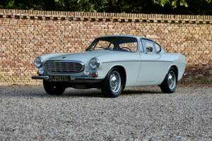 Bild 18/50 von Volvo 1800 S (1967)