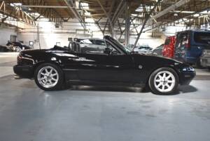 Image 8/68 of Mazda MX-5 1.6 (1992)