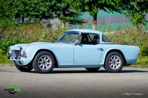 Image 21/43 of Triumph TR 4 (1962)