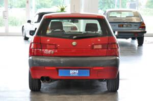 Afbeelding 4/29 van Alfa Romeo 145 Quadrifoglio Verde (1996)