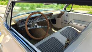 Image 13/21 of Chevrolet Impala Sport Coupe (1962)