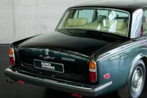 Imagen 36/50 de Rolls-Royce Silver Shadow II (1977)