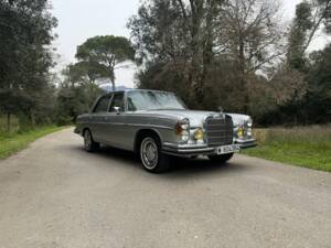 Immagine 1/42 di Mercedes-Benz 250 SE (1967)