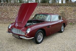 Bild 49/50 von Aston Martin DB 6 Vantage (1966)