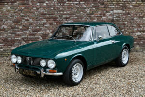 Image 31/50 of Alfa Romeo 2000 GTV (1973)