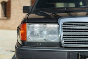 Immagine 14/44 di Mercedes-Benz 200 TE (1992)