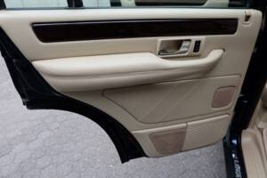 Afbeelding 53/95 van Land Rover Range Rover 4.6 Vogue (2002)
