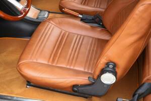 Bild 29/50 von Alfa Romeo 1750 GT Veloce (1971)