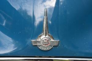 Image 25/37 of Morris Minor 1000 Traveller (1971)