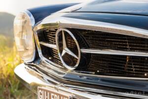 Image 27/79 de Mercedes-Benz 280 SL (1969)
