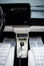 Imagen 28/39 de Volkswagen Golf Mk I Convertible 1.8 (1994)