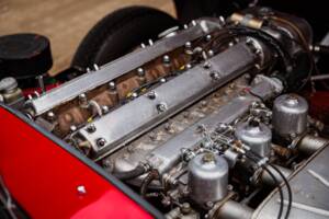 Image 5/46 of Jaguar E-Type (2+2) (1966)