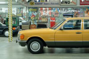 Bild 17/50 von Mercedes-Benz 280 SE (1981)