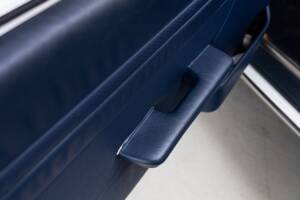 Image 12/35 de Mercedes-Benz 500 SL (1984)