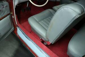 Imagen 12/50 de Mercedes-Benz 220 S (1957)
