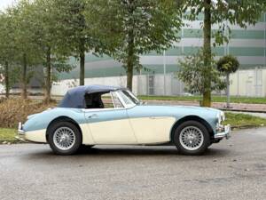 Imagen 14/19 de Austin-Healey 3000 Mk III (BJ8) (1966)