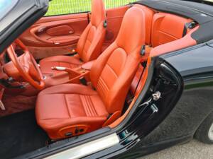 Bild 11/20 von Porsche 911 Carrera 4S (2005)