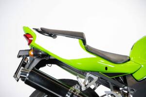 Obraz 33/50 pojazdu Kawasaki Ninja 750 ZX-7R (1999)