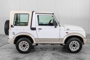Bild 41/50 von Suzuki SJ Samurai (2003)