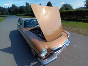 Image 35/73 of Volvo 1800 ES (1972)