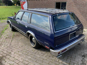 Immagine 6/34 di Chevrolet Malibu Wagon (1981)
