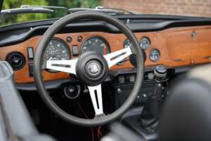 Bild 15/50 von Triumph TR 6 (1972)