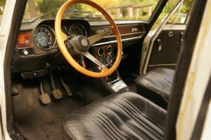 Image 85/100 of Alfa Romeo Giulia Nuova Super 1300 (1977)