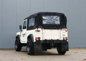 Bild 27/39 von Land Rover 90 (1989)