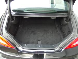 Image 76/97 of Mercedes-Benz CLS 63 AMG S 4MATIC (2013)