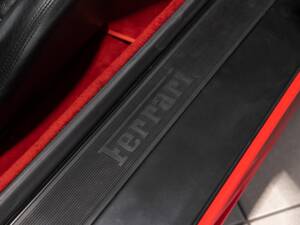 Afbeelding 21/24 van Ferrari F 355 Berlinetta (1994)