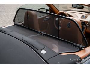 Image 27/32 of Porsche 911 Carrera S (2005)