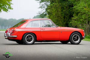 Bild 24/46 von MG MGB GT V8 (1975)
