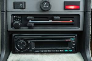 Bild 39/50 von Porsche 944 (1985)