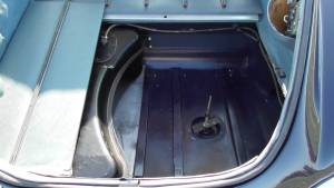 Image 31/50 of Jaguar E-Type (1967)