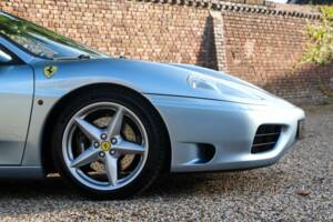 Image 37/50 of Ferrari 360 Modena (2001)